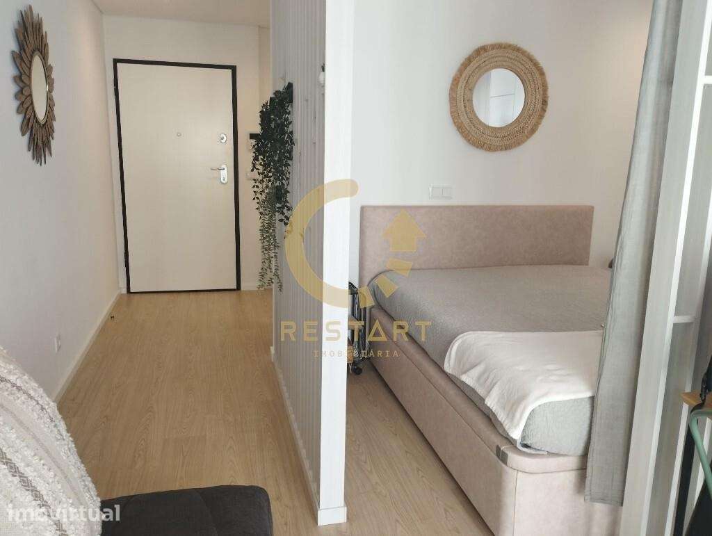 Apartamento T0 com Varanda e Garagem – Leça da Palmeira - Grande imagem: 2/25