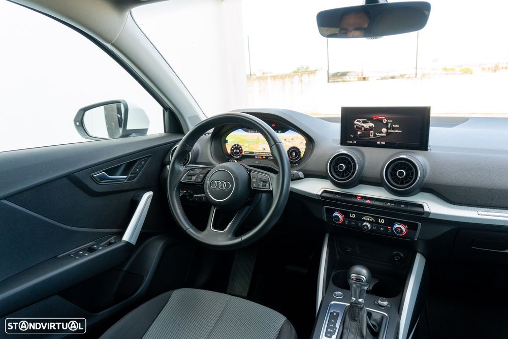 Audi Q2 30 TFSI Design S tronic - 24