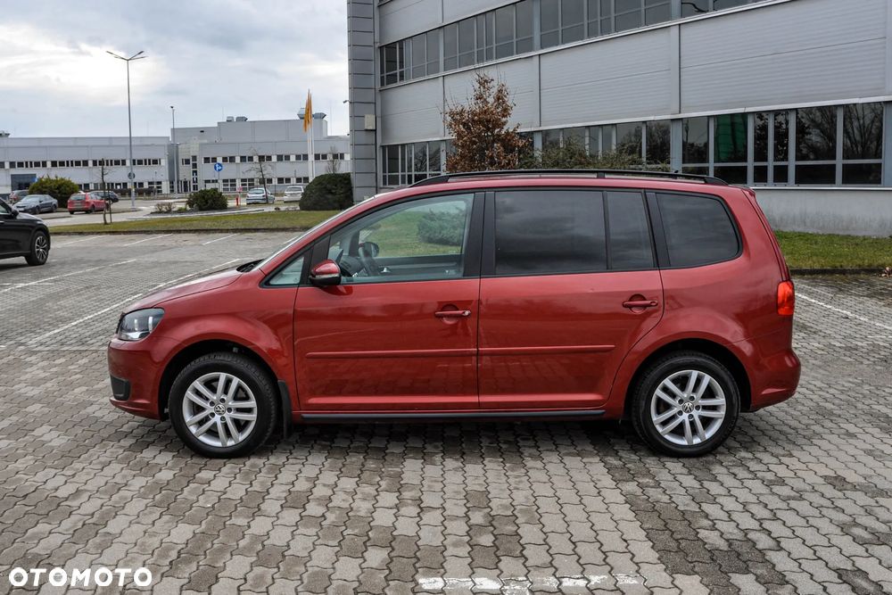 Volkswagen Touran - 2