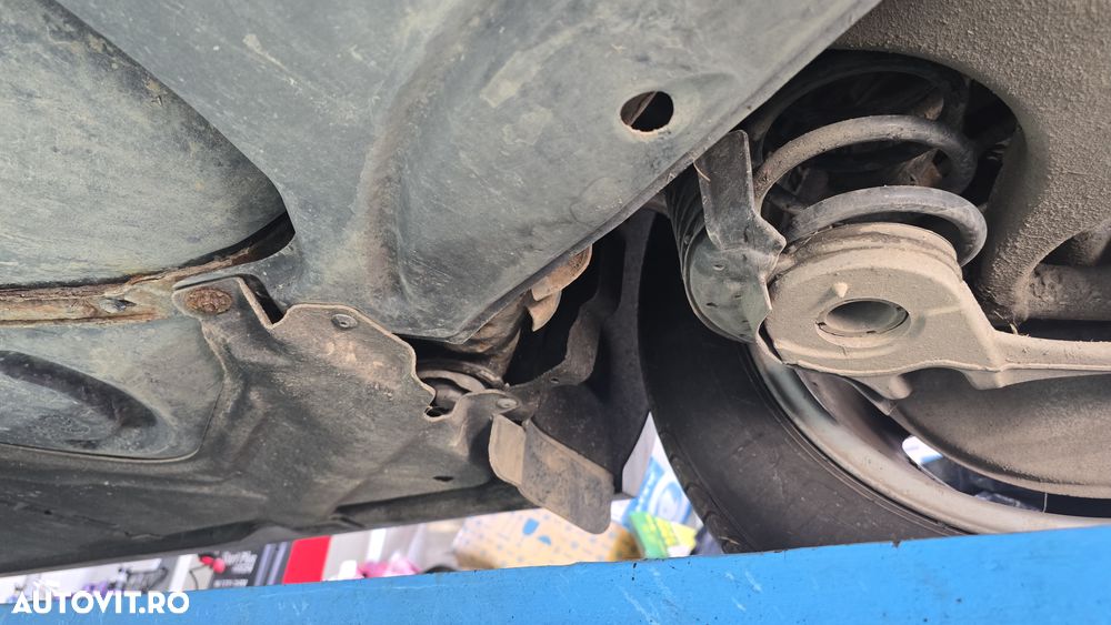 Audi A6 Avant 2.0 TDI DPF multitronic - 39