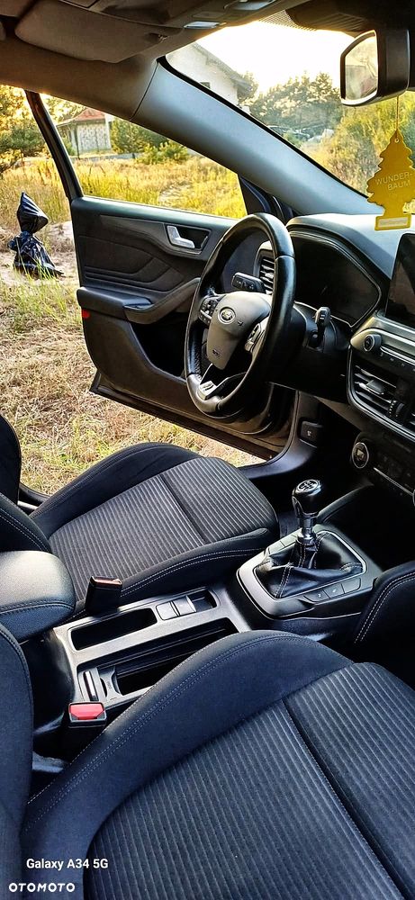 Ford Focus 1.5 EcoBlue Connected - 17