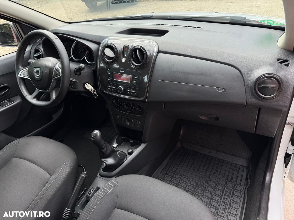 Dacia Sandero - 7