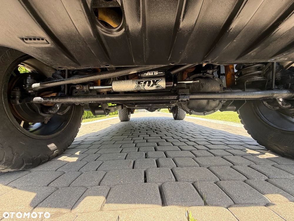 Jeep Wrangler Unlimited 3.8 Sahara - 11