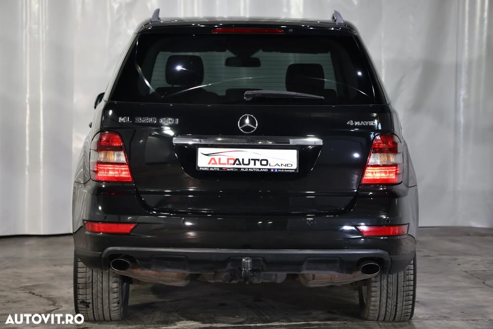 Mercedes-Benz ML - 37