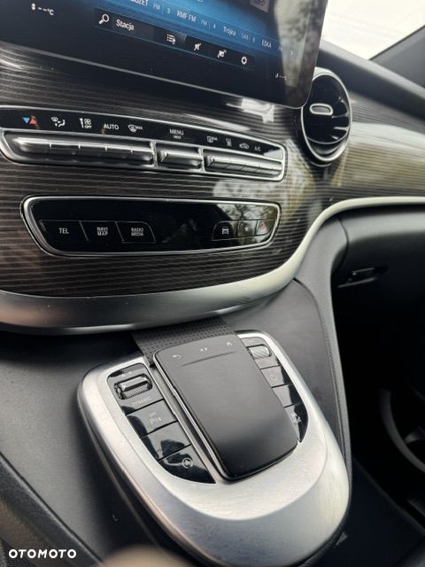 Mercedes-Benz Klasa V 300 d 4-Matic Avantgarde 9G-Tronic (ekstra dł) - 13