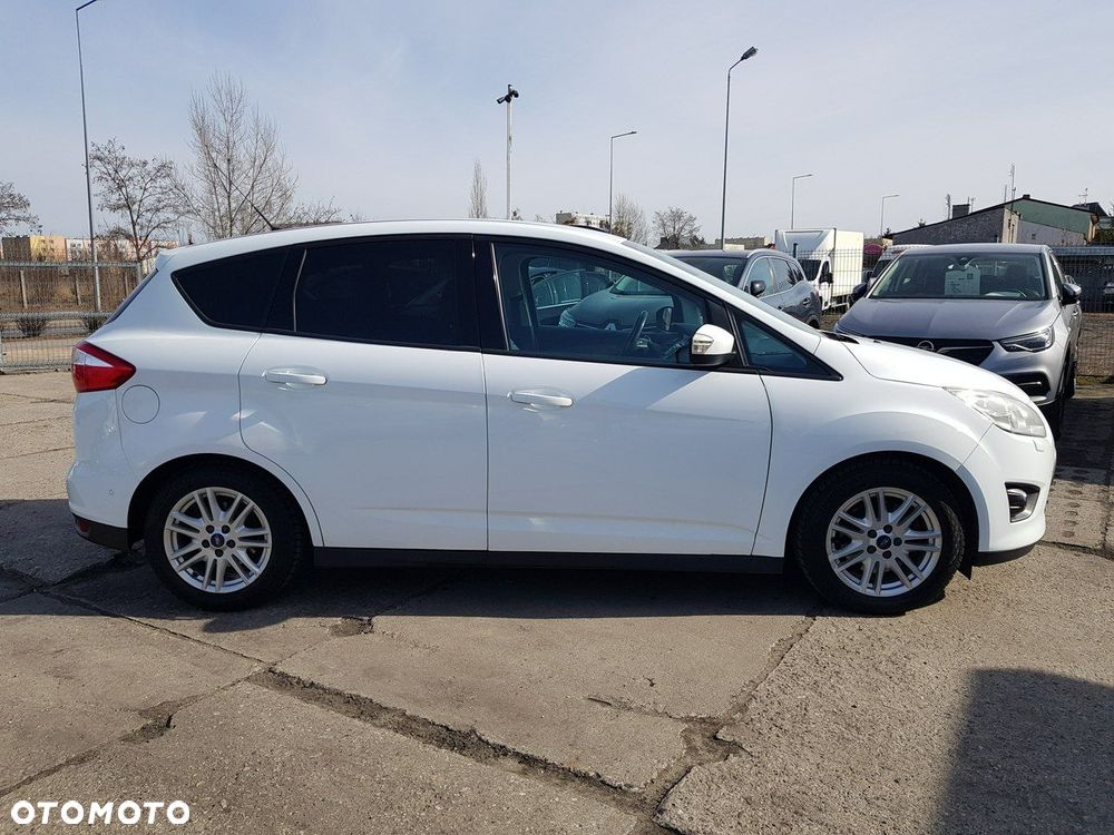 Ford C-MAX 1.6 EcoBoost Titanium - 4