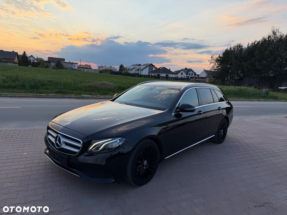 Mercedes-Benz Klasa E 200 9G-TRONIC Avantgarde - 2