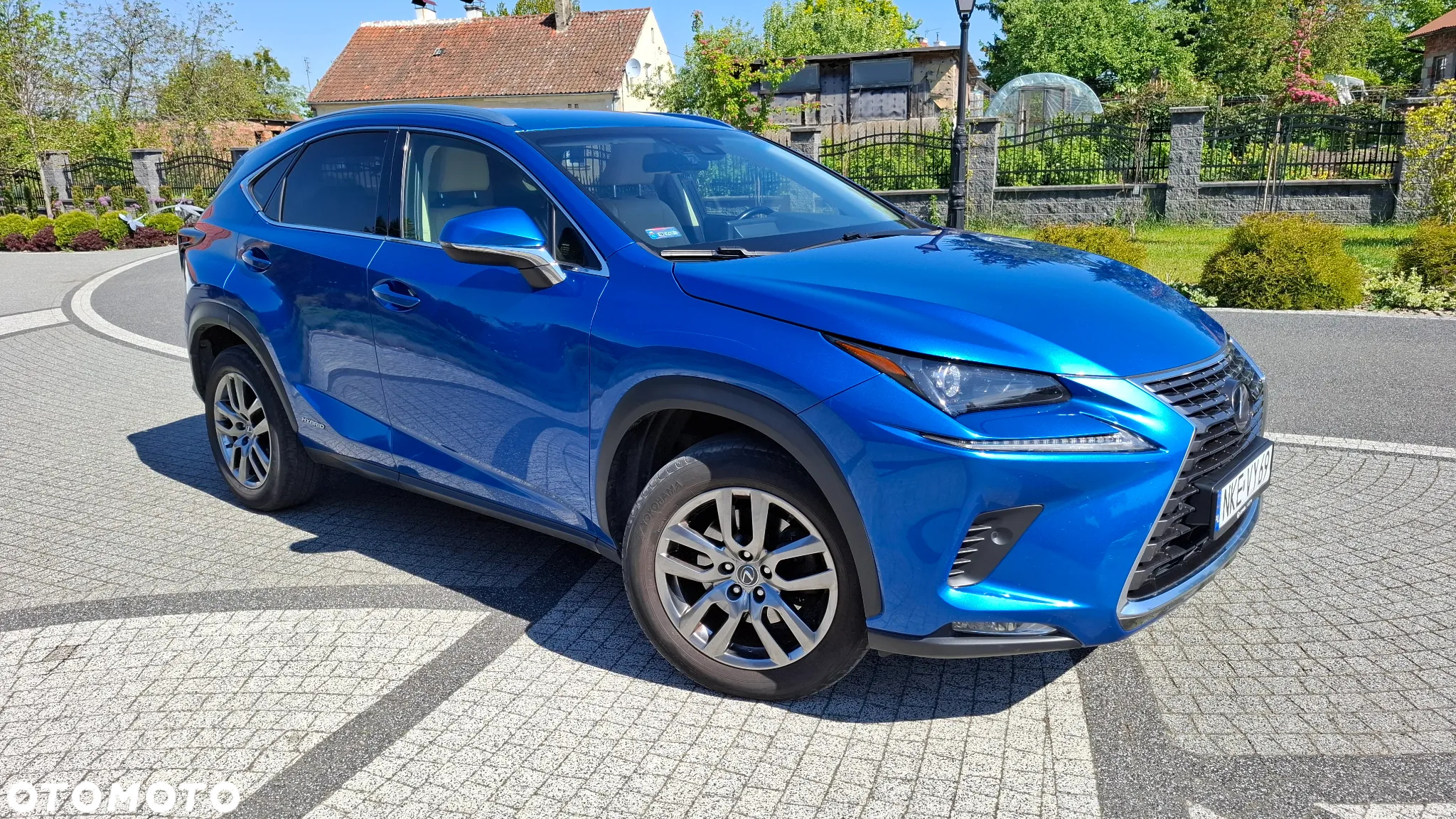 Lexus NX 300h Comfort AWD - 3