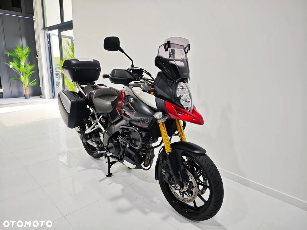 Suzuki V-STROM - 16