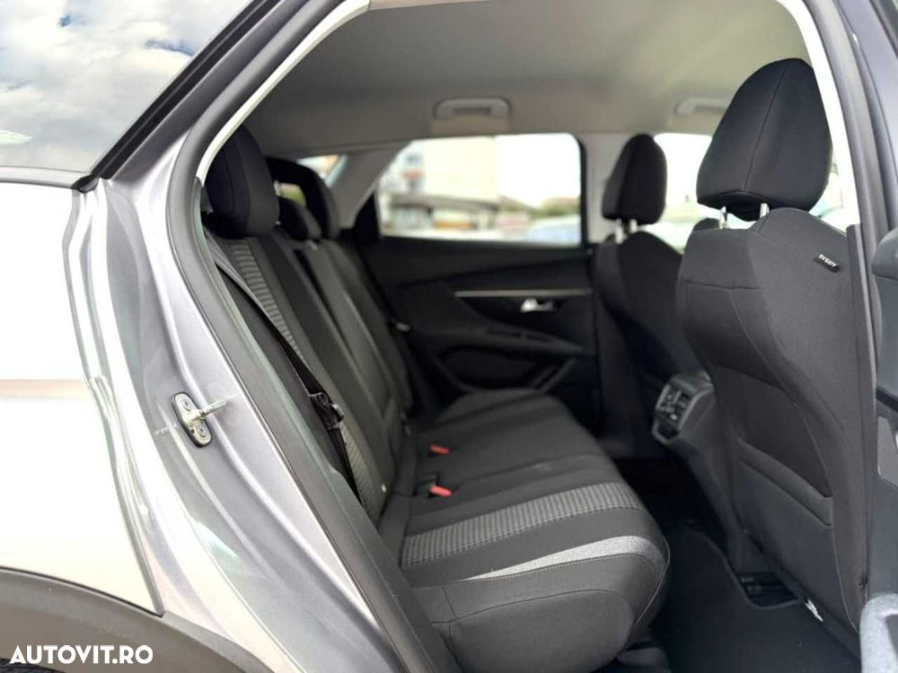 Peugeot 3008 1.2 PureTech 130 EAT8 Allure Pack - 18
