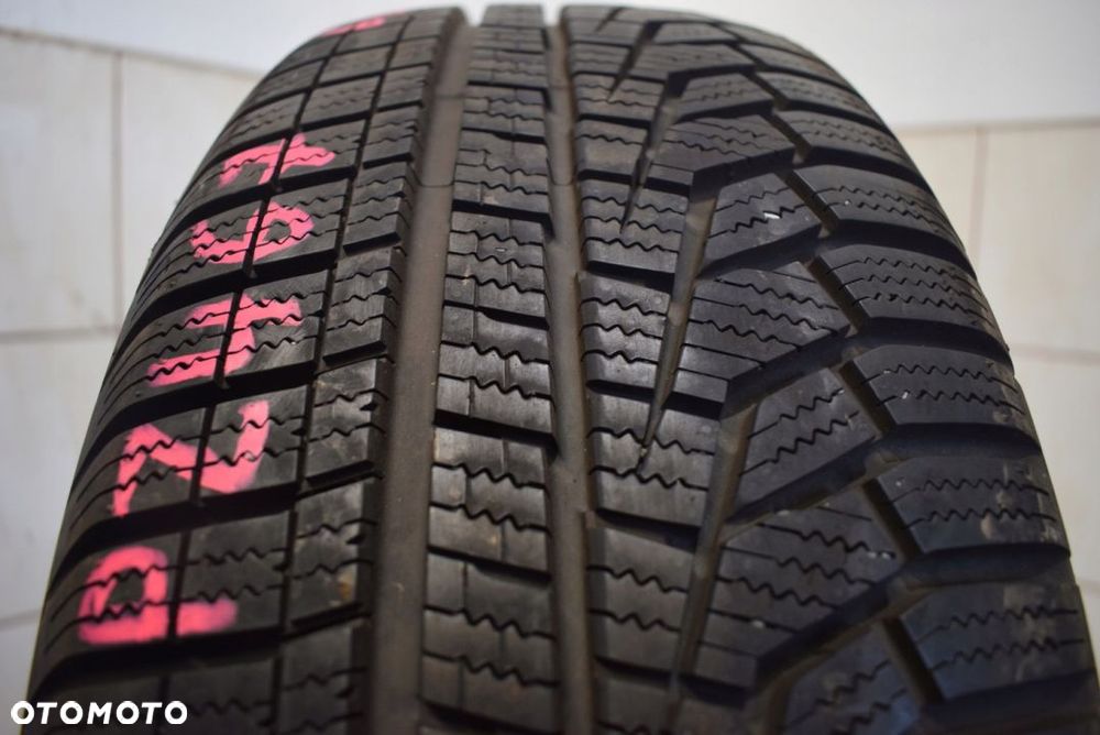 R17 215/60 Hankook Winter Icept evo 2 Wysyłka gratis! - 1