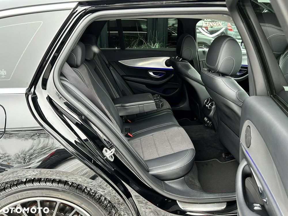 Mercedes-Benz Klasa E 200 d 9G-TRONIC AMG Line - 27
