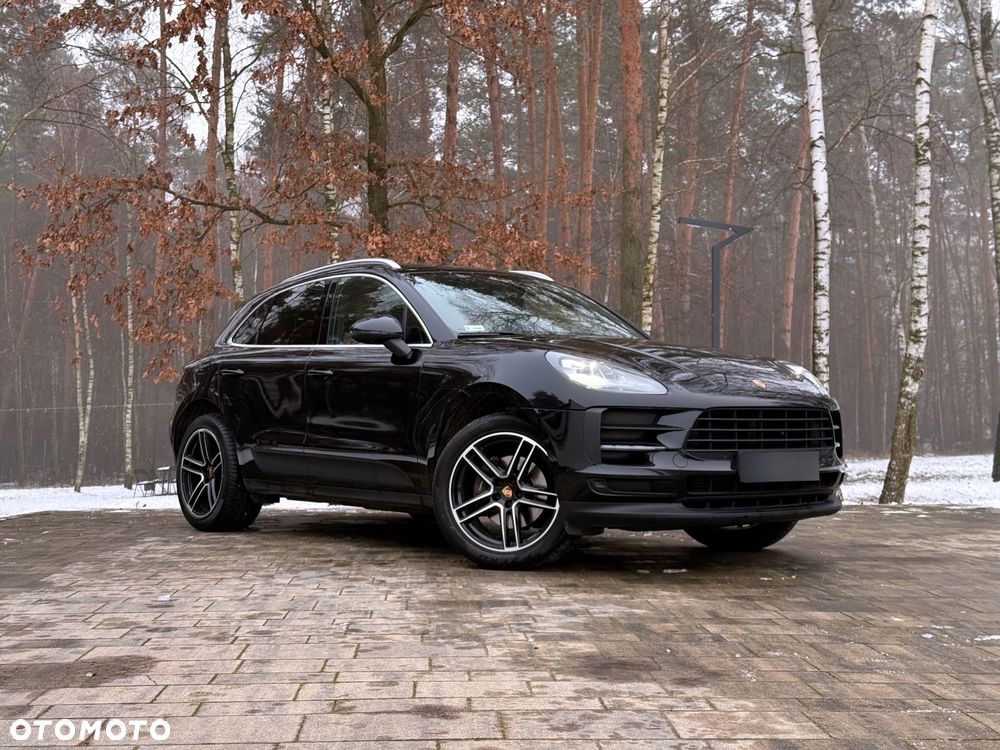 Porsche Macan - 1