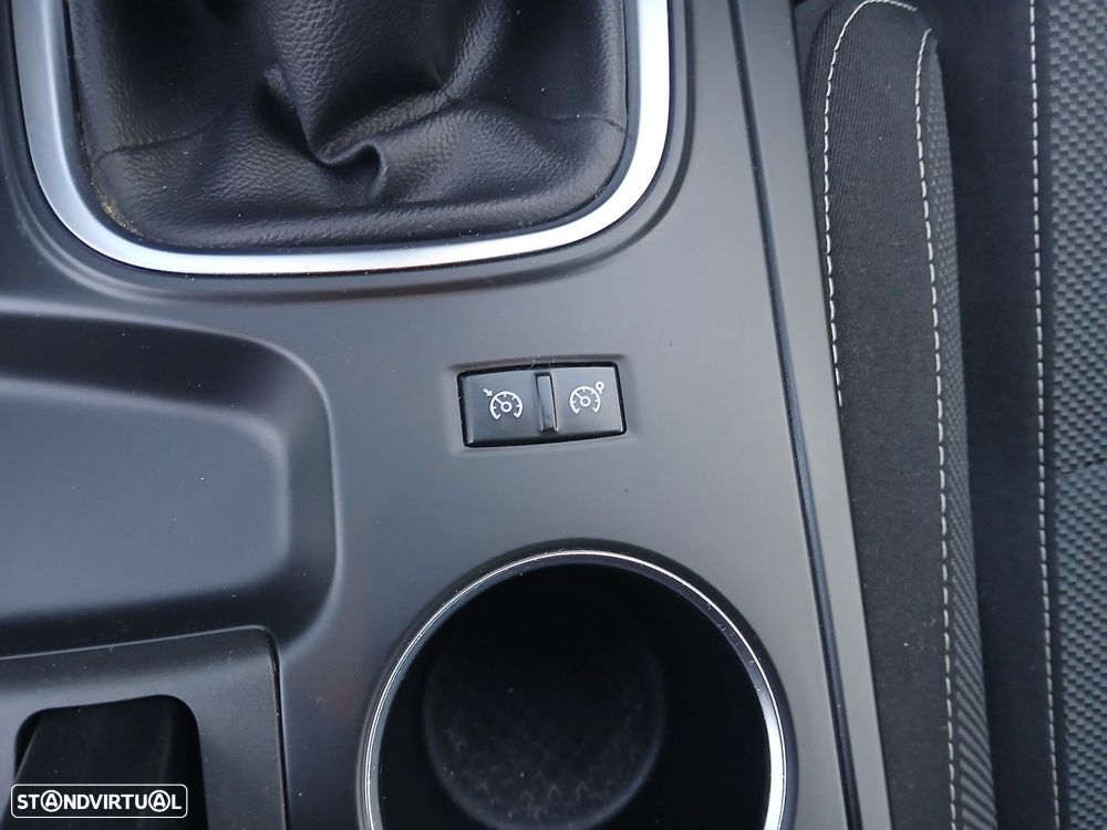 Renault Mégane 1.5 Blue dCi Zen - 26