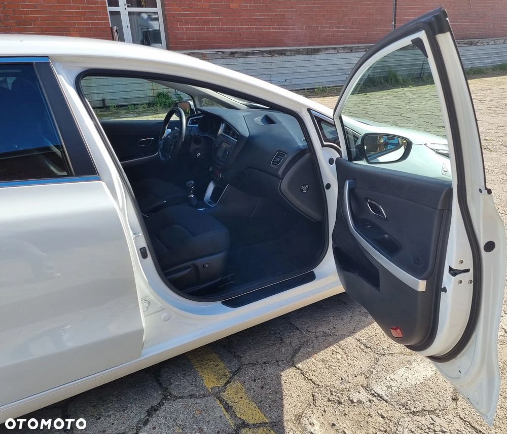 Kia Ceed 1.4 Smart Plus - 16