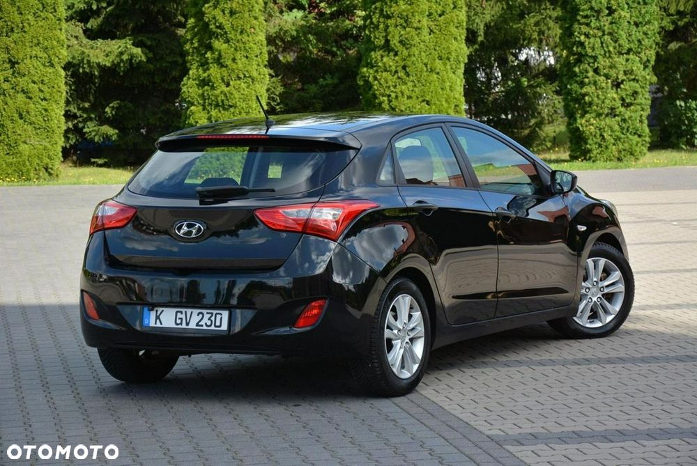 Hyundai i30 1.4 Comfort - 14
