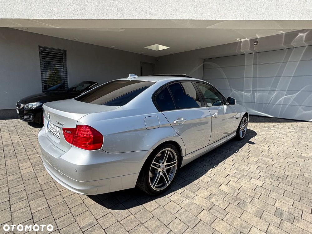 BMW Seria 3 318d DPF Edition Exclusive - 15