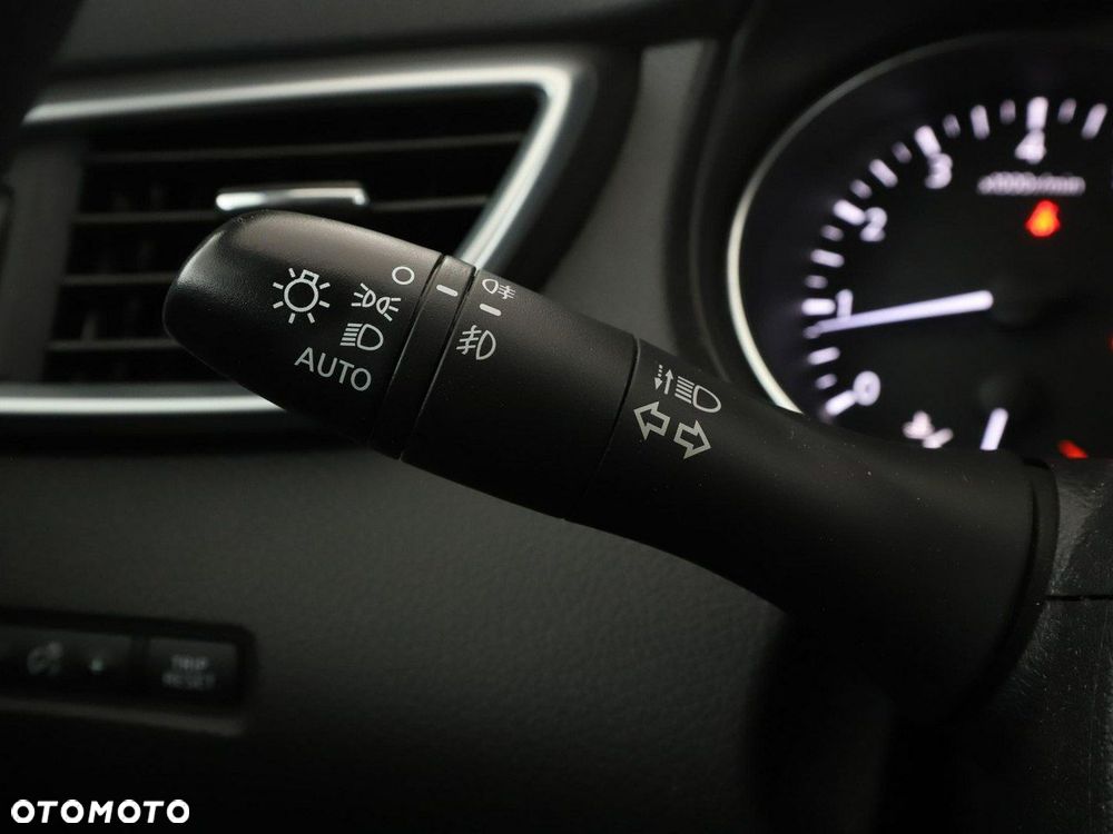 Nissan Qashqai 1.6 DIG-T Acenta - 30