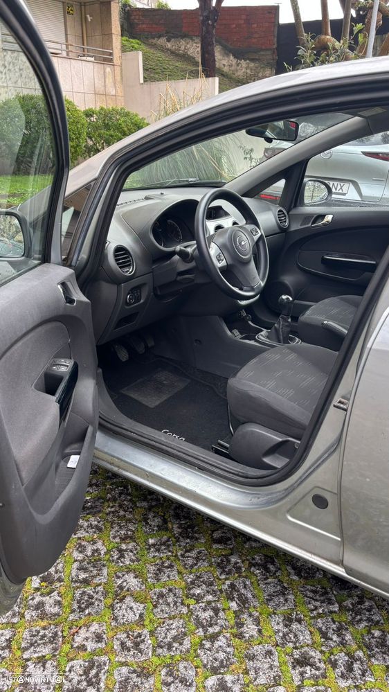 Opel Corsa 1.2 Enjoy S/S - 20