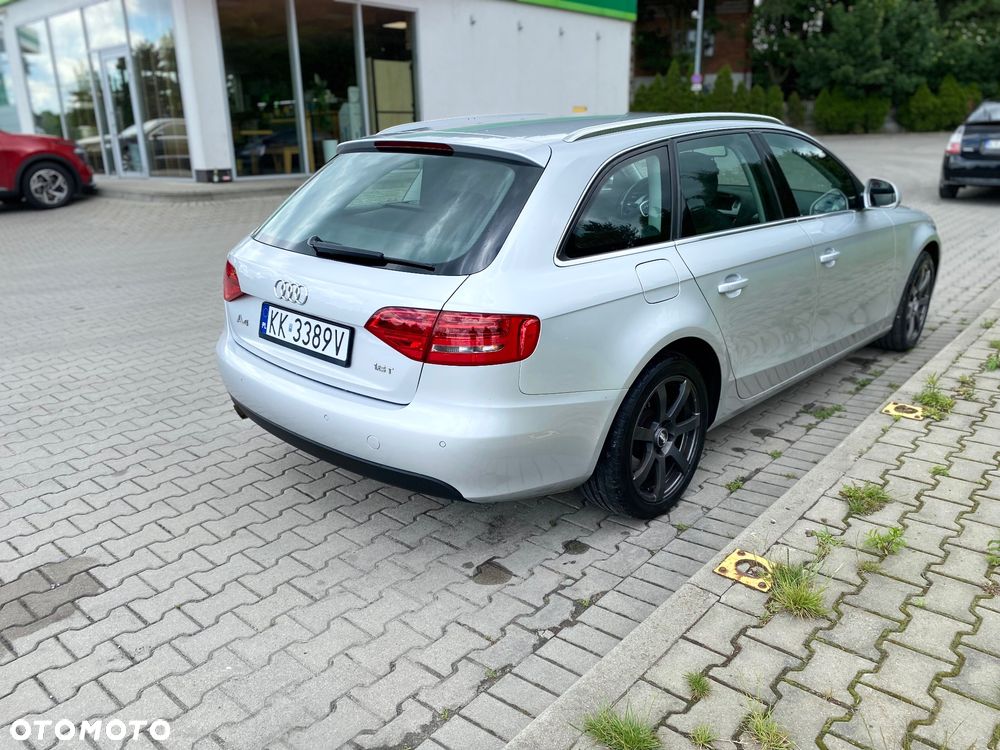 Audi A4 Avant - 5