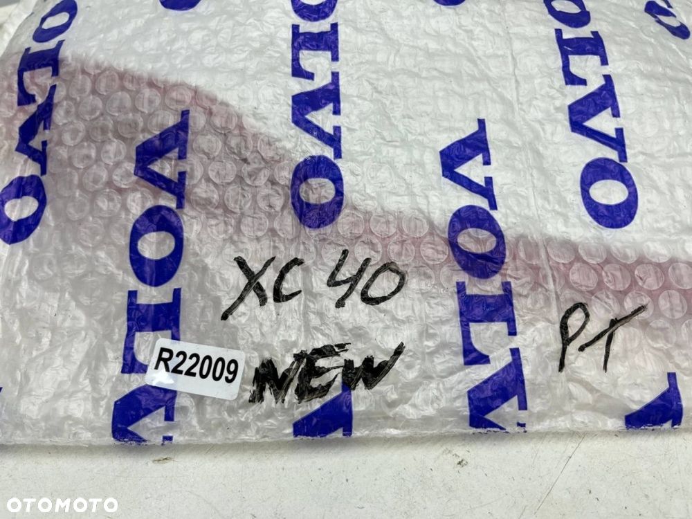 Lampa Volvo XC40 17r.- NOWA prawa tylna lampa przeciwmgielna w zderzak tylny oryginalna prawy tył - 5