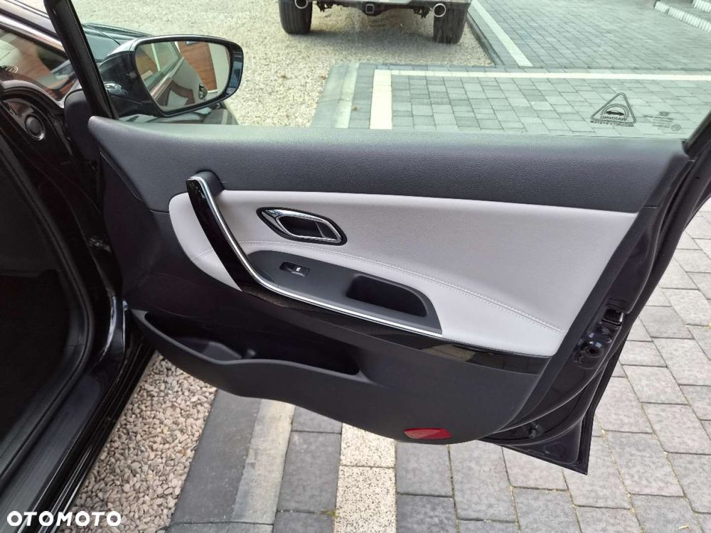 Kia Ceed - 25