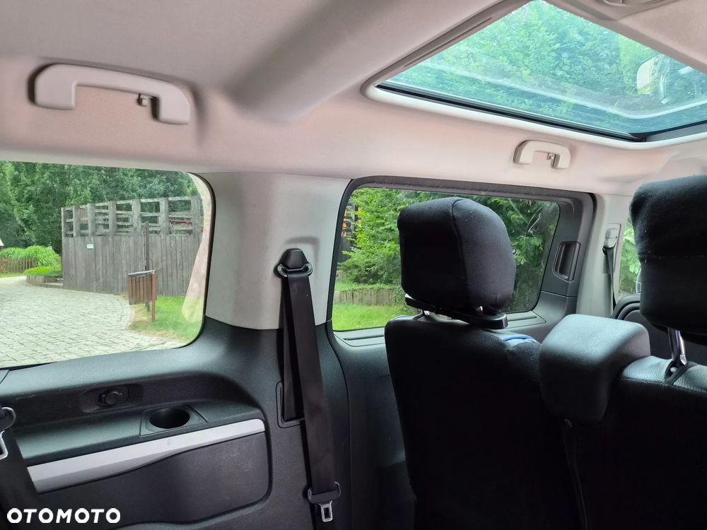 Peugeot Traveller 2.0 BlueHDi Long Business - 25