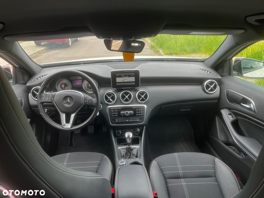 Mercedes-Benz Klasa A 180 Activity Edition - 17