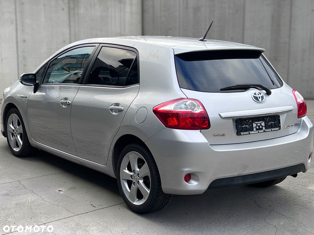 Toyota Auris - 9