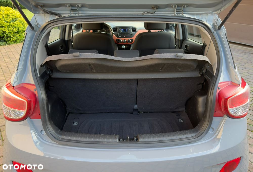 Hyundai i10 1.2 Premium - 12
