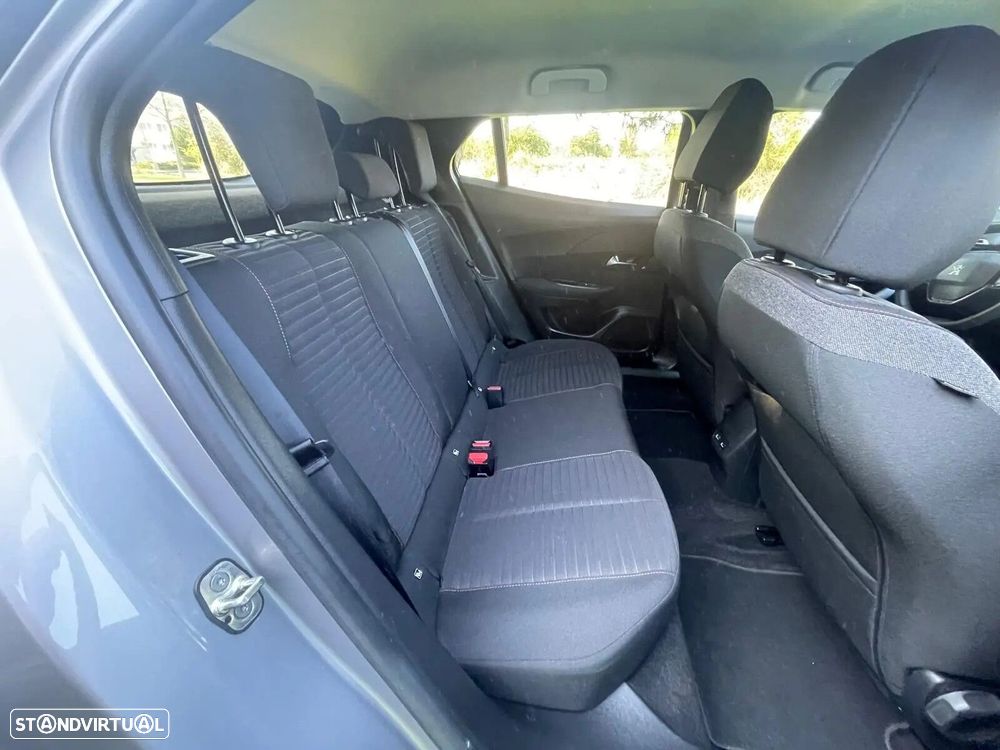 Peugeot e-2008 50 kWh Active - 18