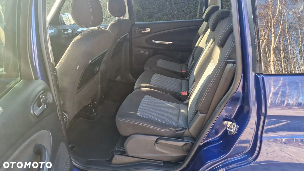 Ford Galaxy 2.0 TDCi Trend - 14