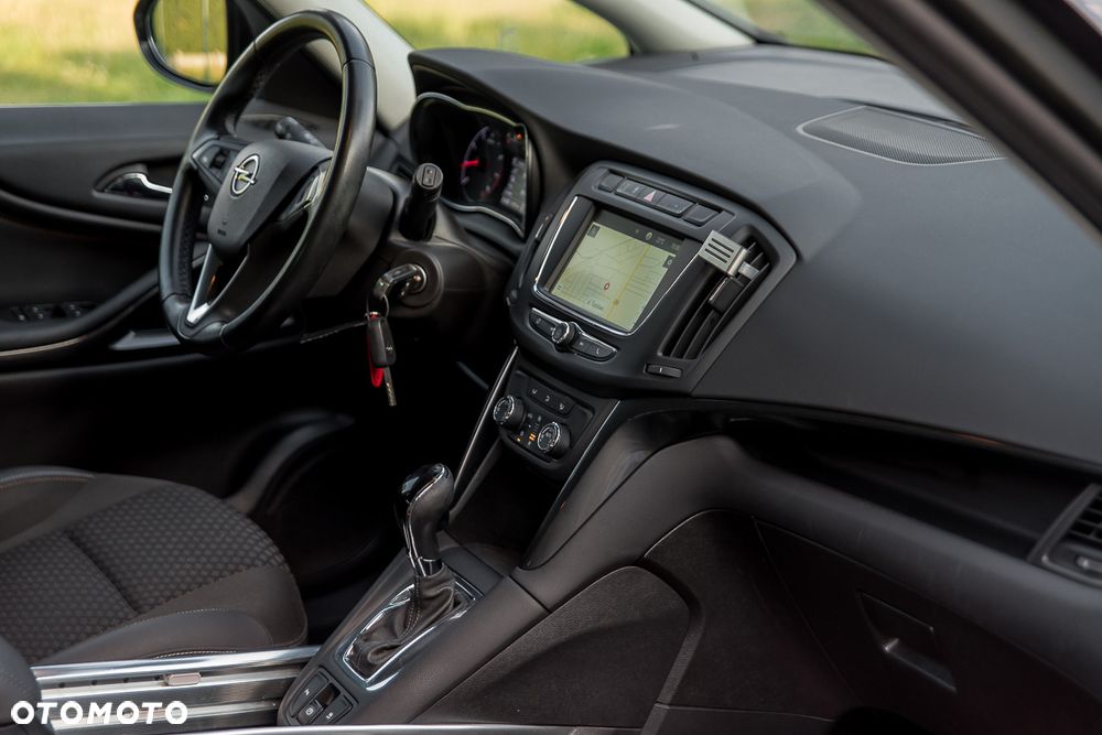 Opel Zafira Tourer 1.4 Turbo Automatik Selection - 24