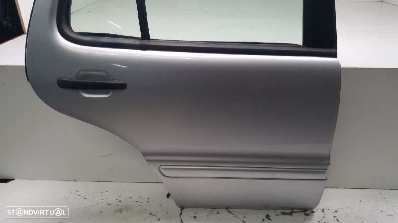 PORTA TRASEIRA DIREITA MERCEDES-BENZ CLASSE M 2000 - 2