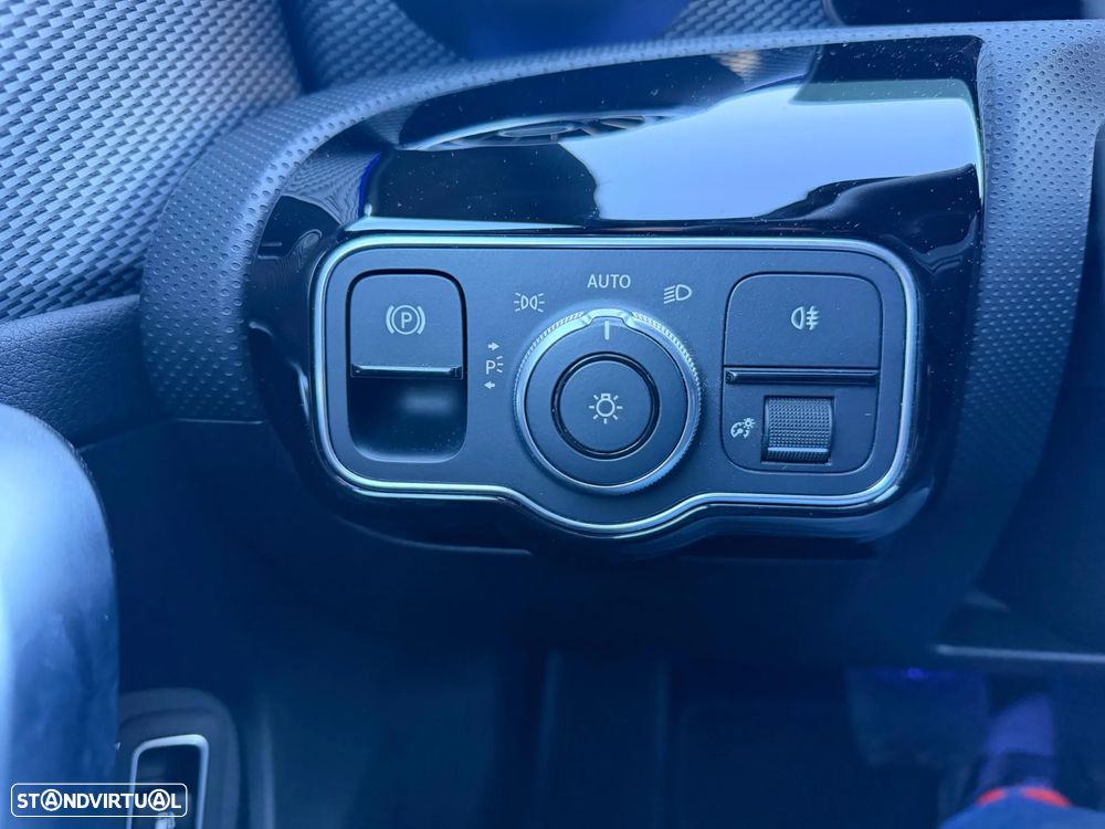 Mercedes-Benz CLA 250 e 8G-DCT Progressive Line Advanced - 18