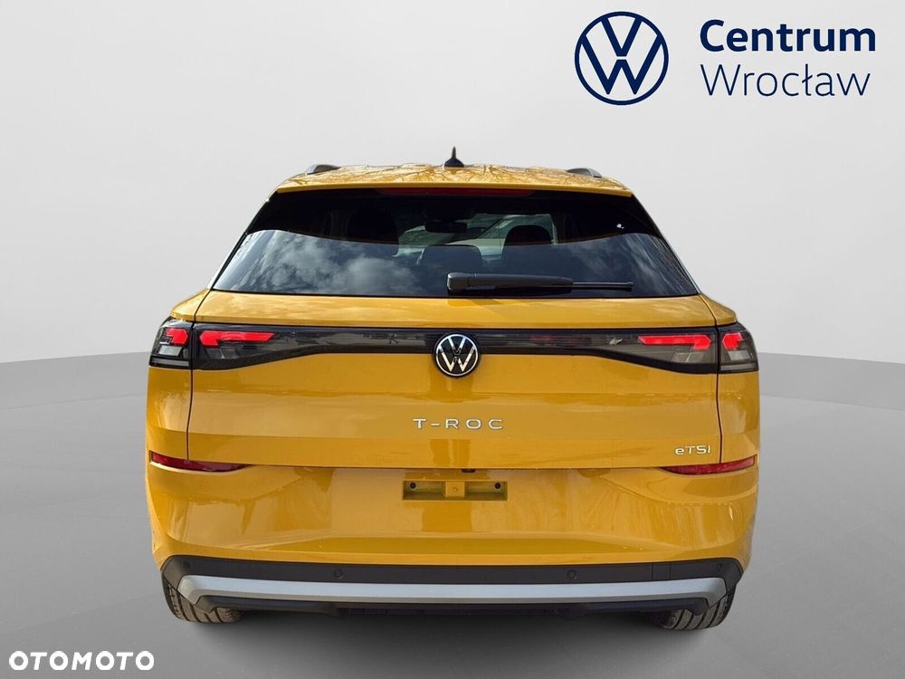 Volkswagen T-Roc - 10