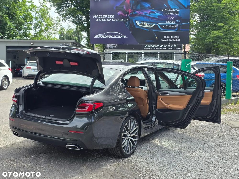 BMW Seria 5 520e Luxury Line - 13