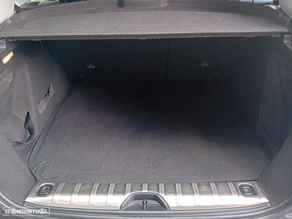 Peugeot 2008 1.2 PureTech Allure - 10