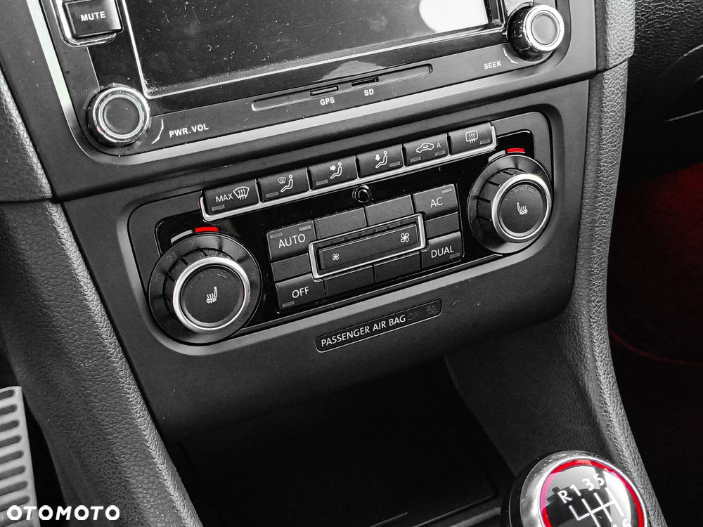 Volkswagen Golf VI 2.0 TSI GTI - 31