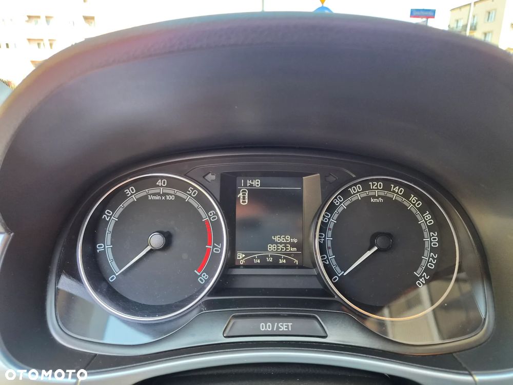 Skoda Fabia 1.0 Ambition - 4