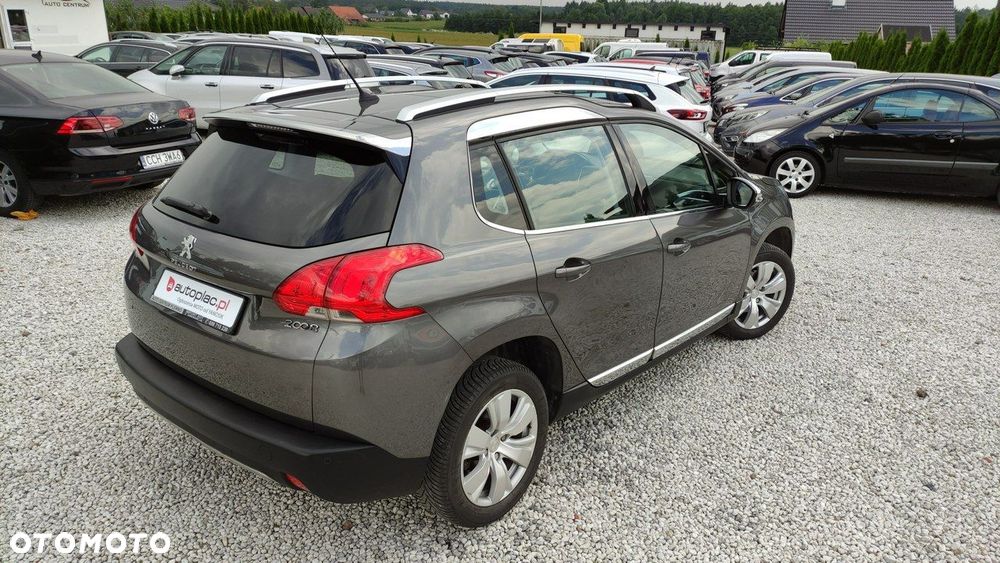Peugeot 2008 - 14
