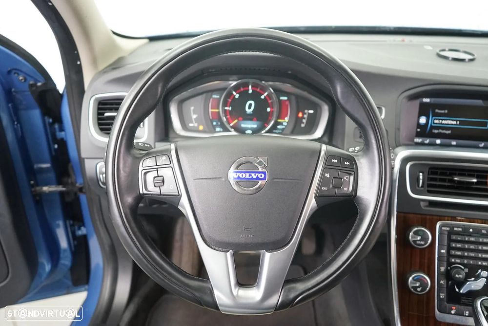 Volvo V60 2.4 D6 Summum AWD Phev - 22