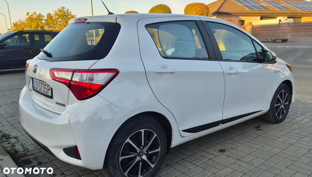 Toyota Yaris - 7