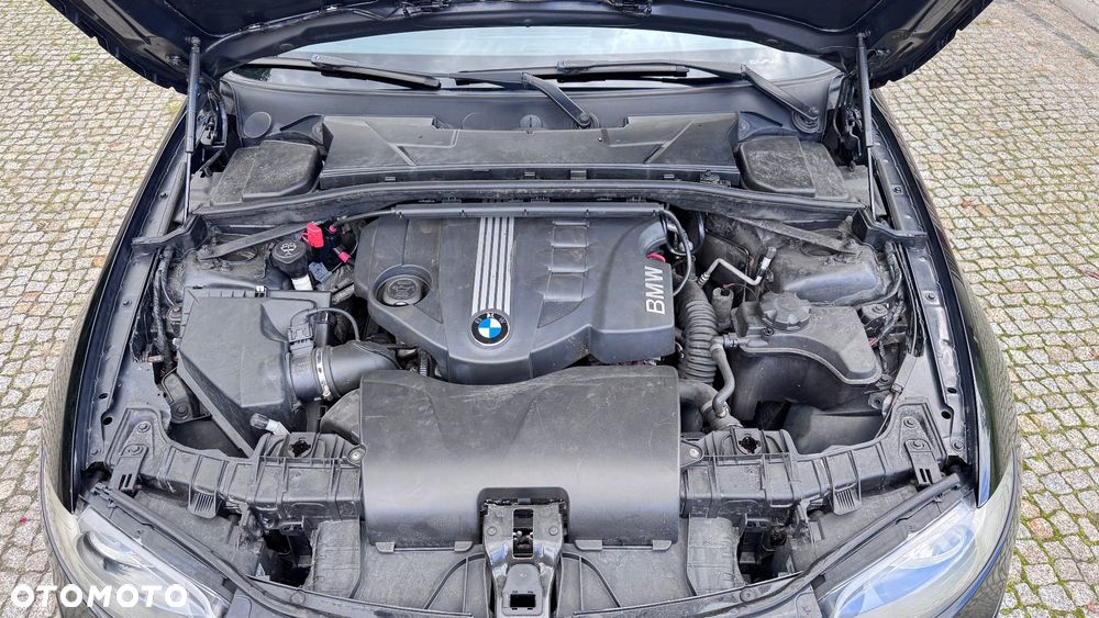 BMW Seria 1 120d - 25