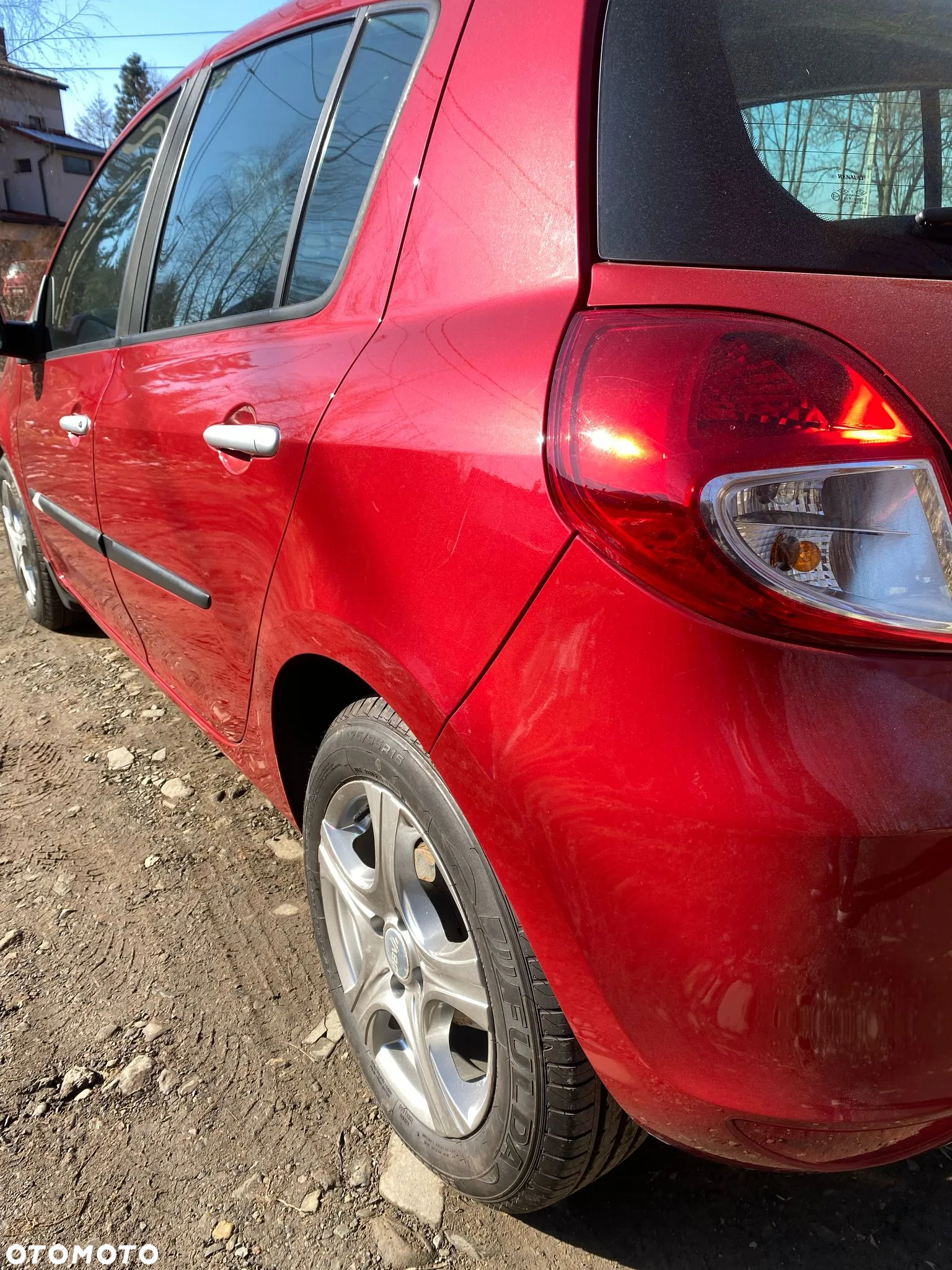 Renault Clio - 7
