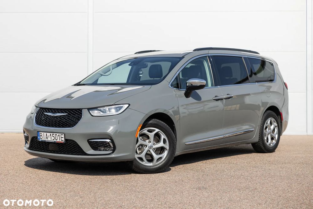 Chrysler Pacifica - 9