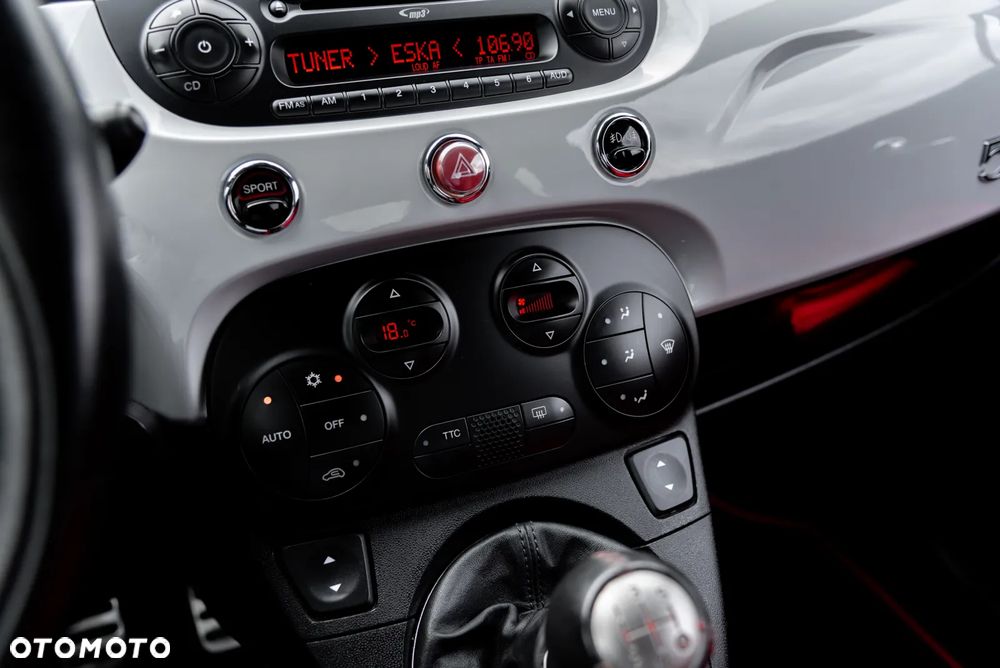 Fiat 500 1.4 16V by Gucci - 37
