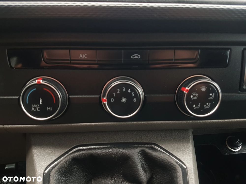 Volkswagen T6 TRANSPORTER DOKA 6-OSÓB PAKA SKRZYNIA ŁADUNKOWA KLIMA DOUBLE KABINA KRAJOWY - 25