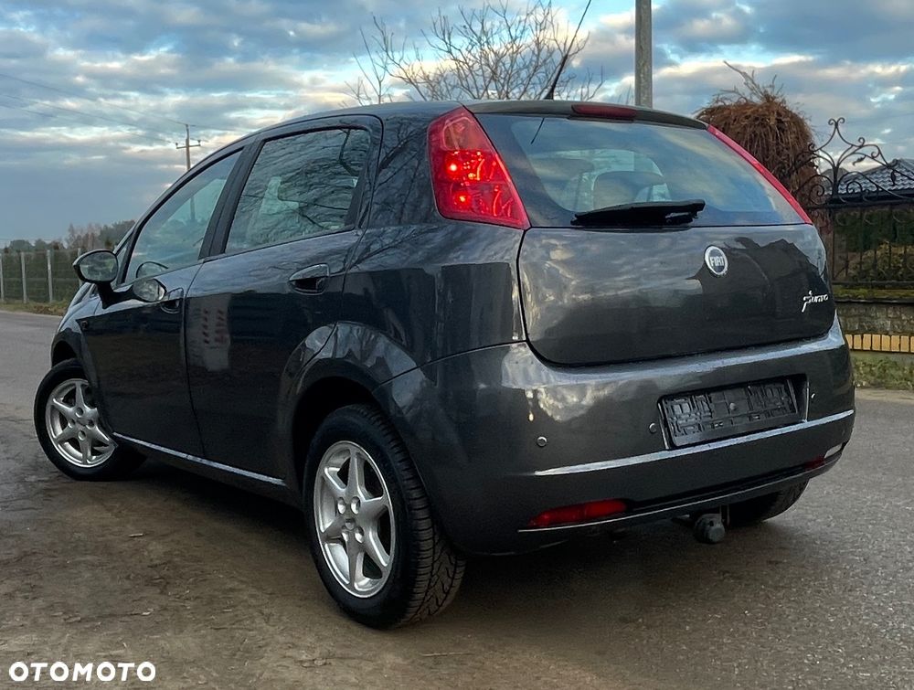 Fiat Grande Punto 1.4 8V Dualogic Active - 2
