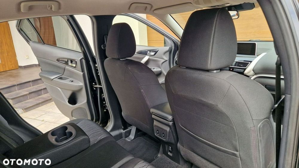Mitsubishi Eclipse Cross - 16